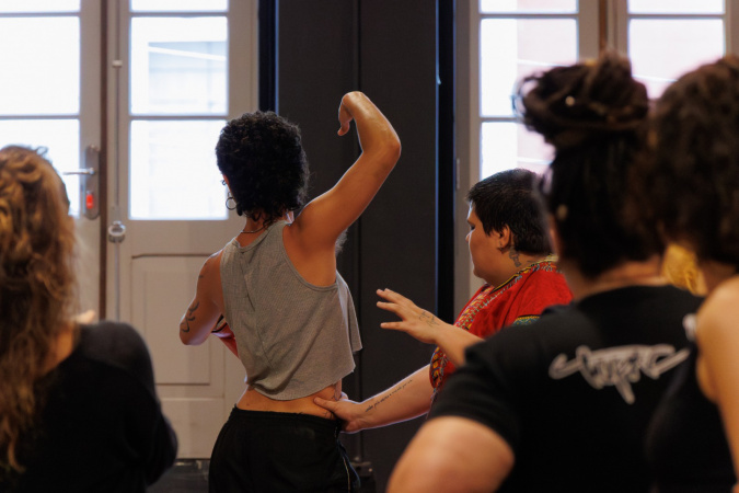 Artistas encerram programa de formação cênica com compartilhamento de pesquisas