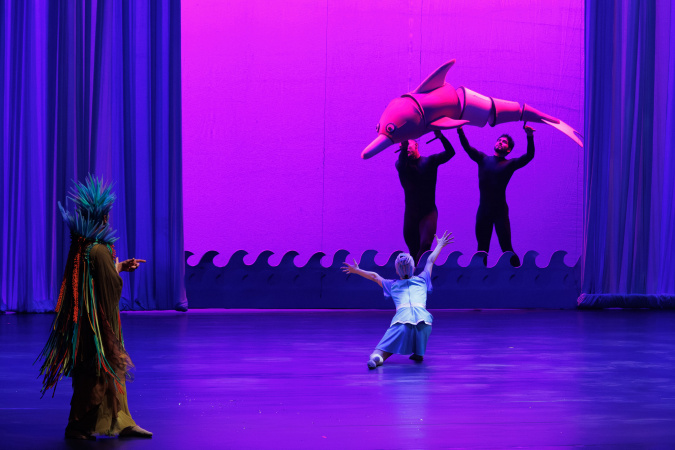 “Lendas Brasileiras”: espetáculo de dança, música e teatro leva 4 mil pessoas ao Guairão