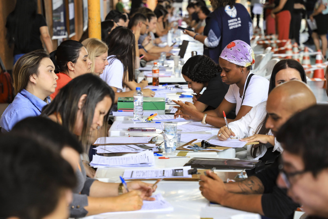 Mutirão de Emprego em Santa Felicidade ofertará mais de 2 mil vagas nesta quarta-feira