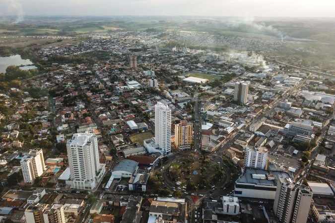 Paraná tem 19 cidades acima de 100 mil habitantes com menos de 5% de desocupação