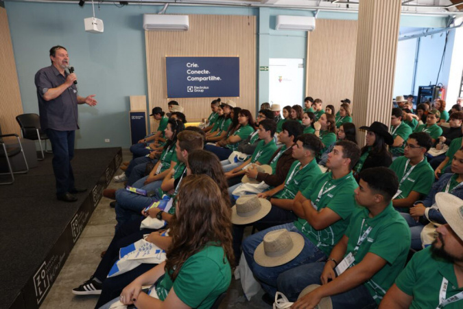 Alunos da rede estadual vencem ideathons do agro e ganham viagem a Curitiba
