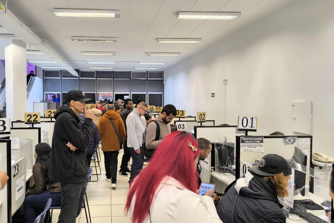 Mutirão de Empregos reúne 20 empresas e oferta mais de 1.000 vagas em Curitiba na quarta