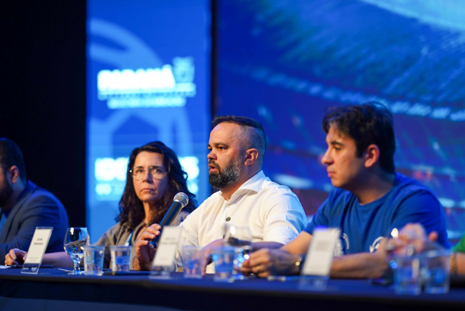 2º semestre da rede estadual tem obras em escolas, mais tecnologia e docência fortalecida