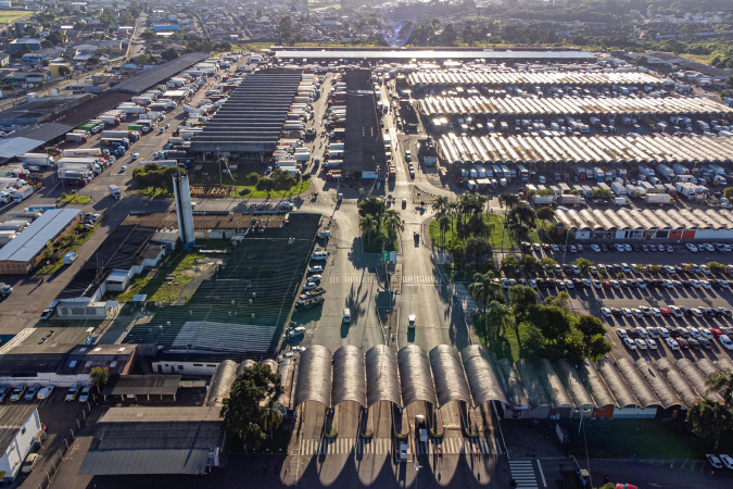 Ceasas do Paraná terão dias e horários diferenciados nos períodos de Natal e Ano Novo