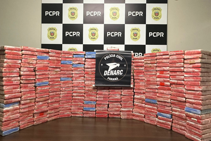 PCPR apreende 328 quilos de cocaína em carro a partir de denúncia anônima
