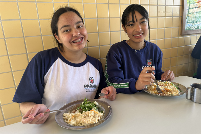 Paraná amplia cardápio nas escolas e garante 1,5 milhão de servimentos diários