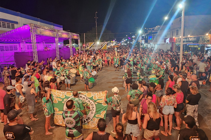 Guaratuba terá desfile com escola de samba e divulga programação do Carnaval 2026