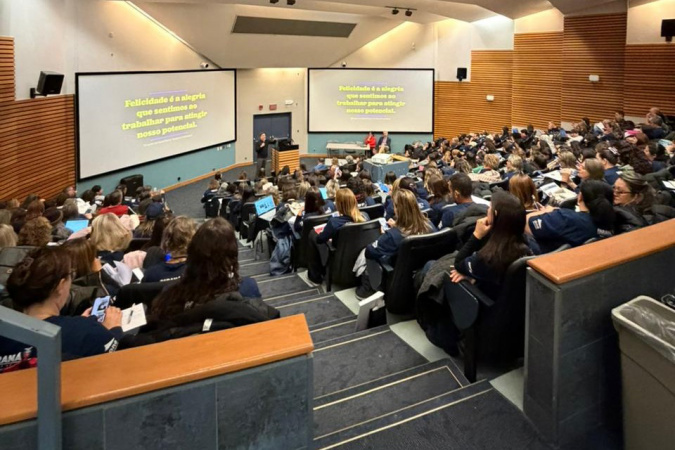 Professores da rede estadual se formam na 2ª edição do Ganhando o Mundo no Canadá