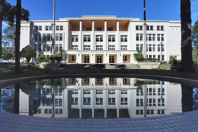 Colégio Estadual do Paraná celebra 180 anos de tradição e impacto na educação do Estado