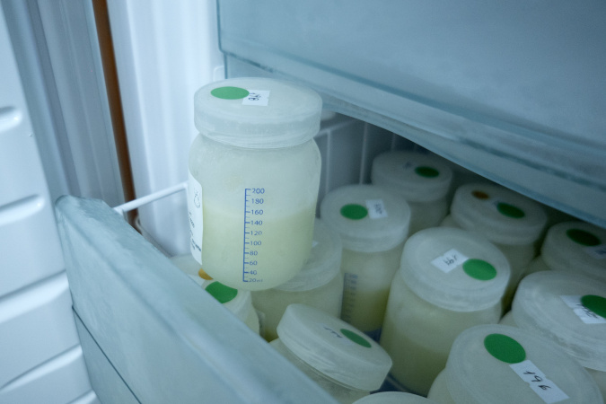 Com estoques baixos, Saúde reforça importância das doações ao Banco de Leite do HT