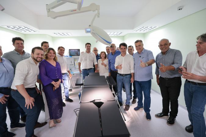 Ratinho Junior entrega ampliação do hospital de Loanda, que agora tem 106 leitos