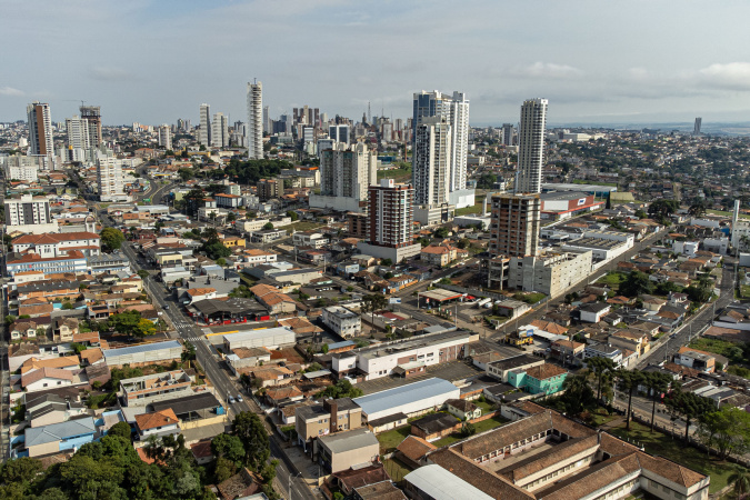 284 municípios paranaenses tiveram saldo positivo de empregos em fevereiro
